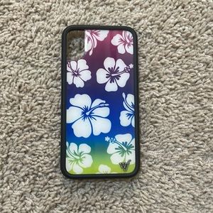 I-phone X/Xs wildflower phone case